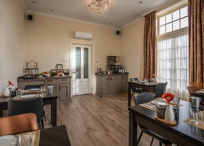 Bed and breakfast De 4 Seizoenen 3*